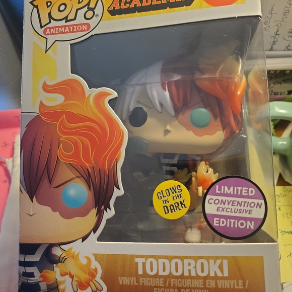 Funko My Hero Academia Todoroki GITD LE Convention Exclusive - Picture 2 of 4